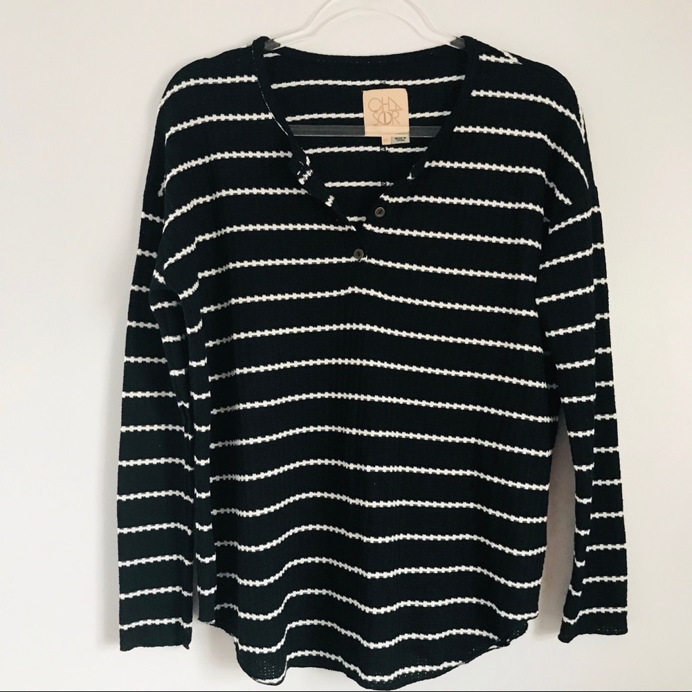 CHASER | Thermal Henley | like new! Oversized.